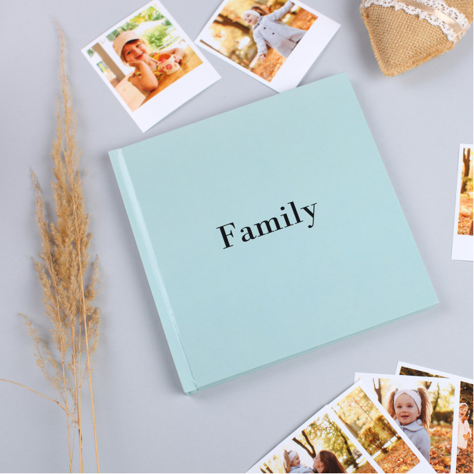 Фотоальбом з білими сторінками