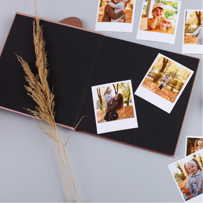 Фотоальбом з чорними сторінками fotobook-0034