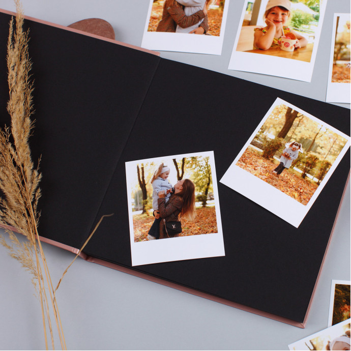 Фотоальбом з чорними сторінками fotobook-0034
