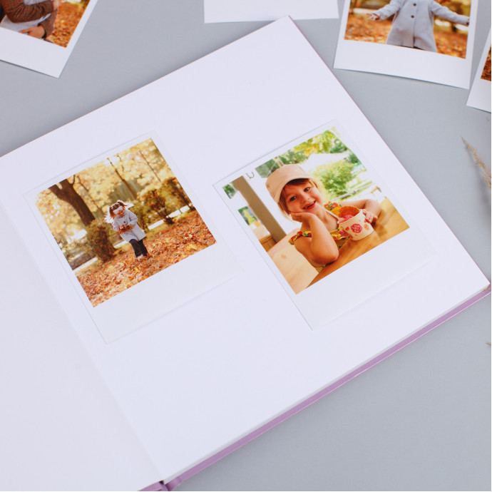 Альбом для фото з білими сторінками