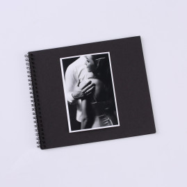 Альбом на пружині 20х23 см 20 сторінок Чорний