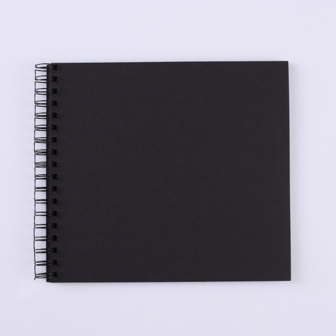 Альбом на пружині 23×25 см, 50 сторінок, Чорний