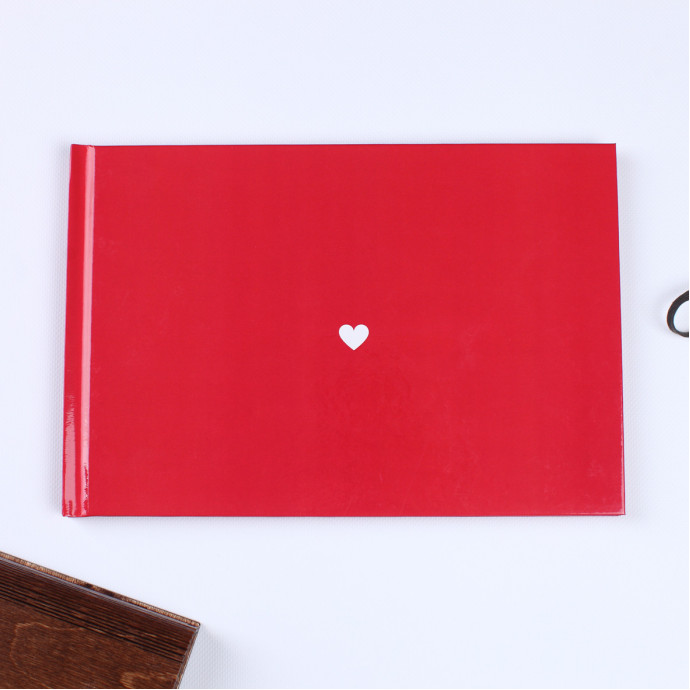 Фотоальбом червоний з кремовими сторінками