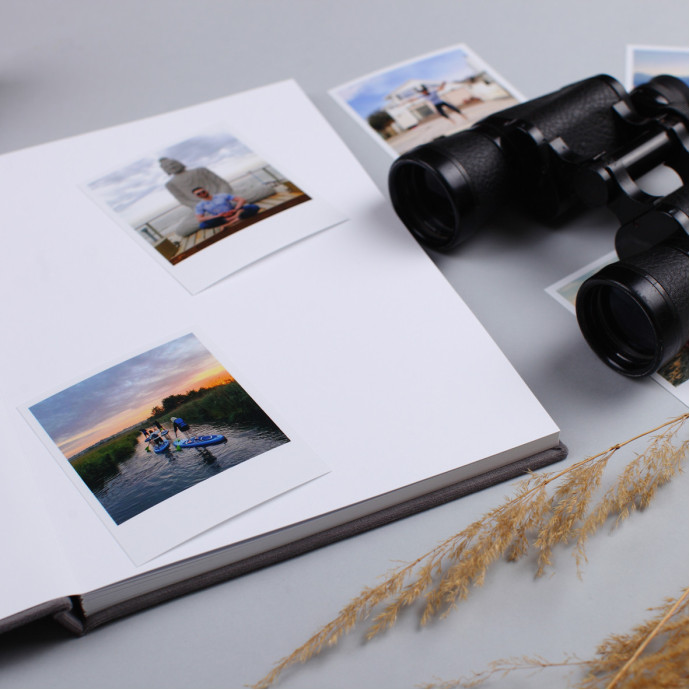 Фотоальбом із велюровою обкладинкою та гравіруванням