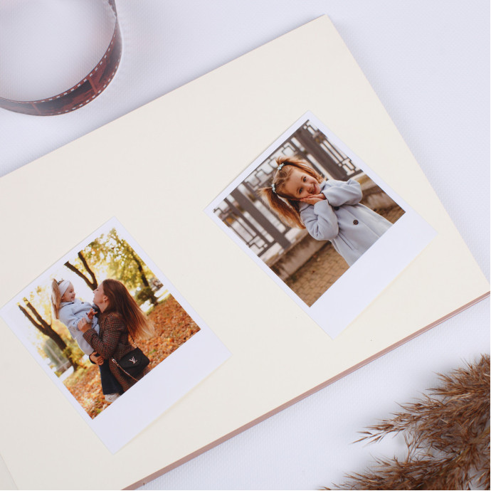 Фотоальбом червоний з кремовими сторінками