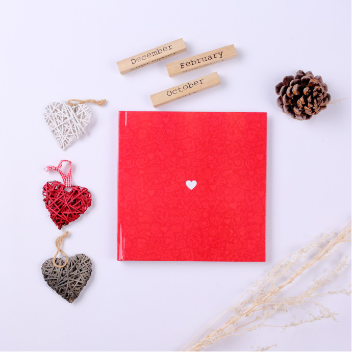 Альбом для фото з білими сторінками