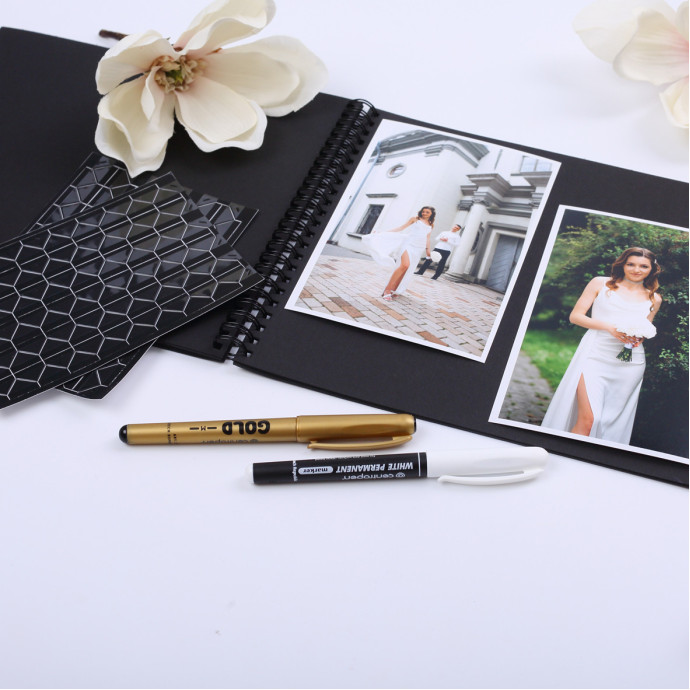 Преміум фотоальбом у синьому оксамиті з золотою ялинкою